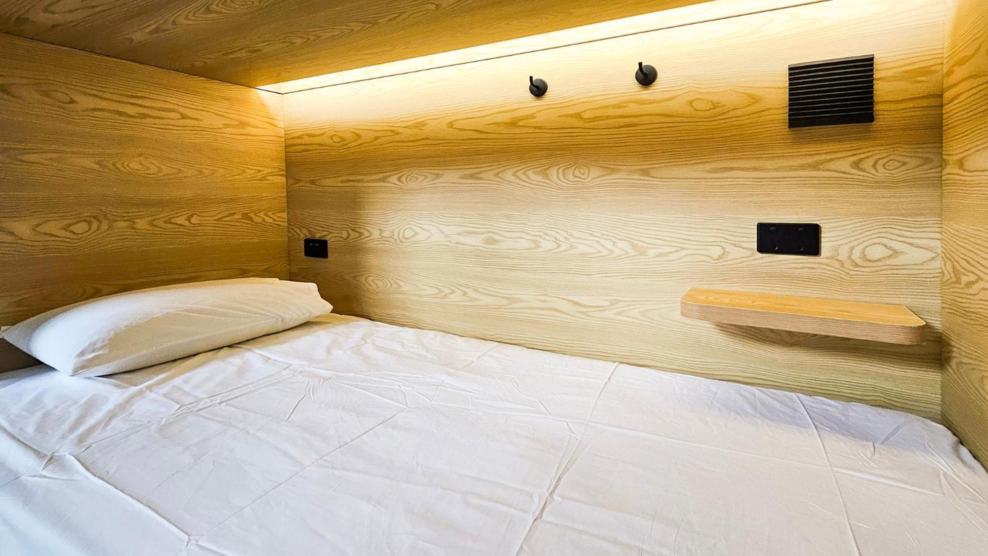 The Capsule Hotel Sydney Exteriör bild