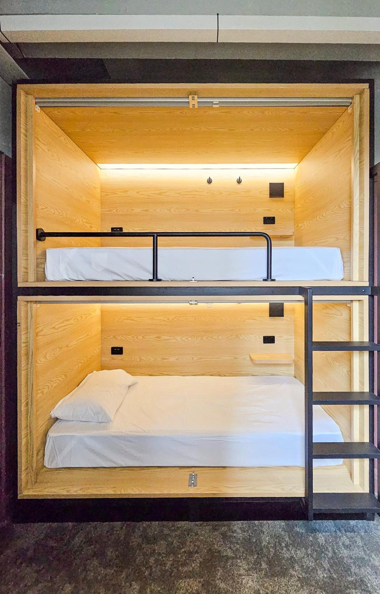 The Capsule Hotel Sydney Exteriör bild